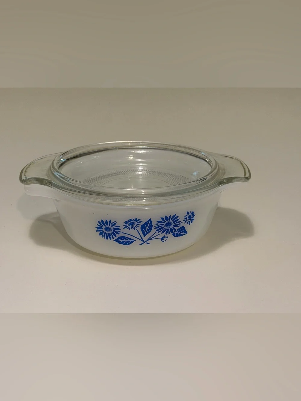 Vtg Anchor Hocking Fire-King Cornflower Milk Glass Casserole Dish w/ Lid Retro